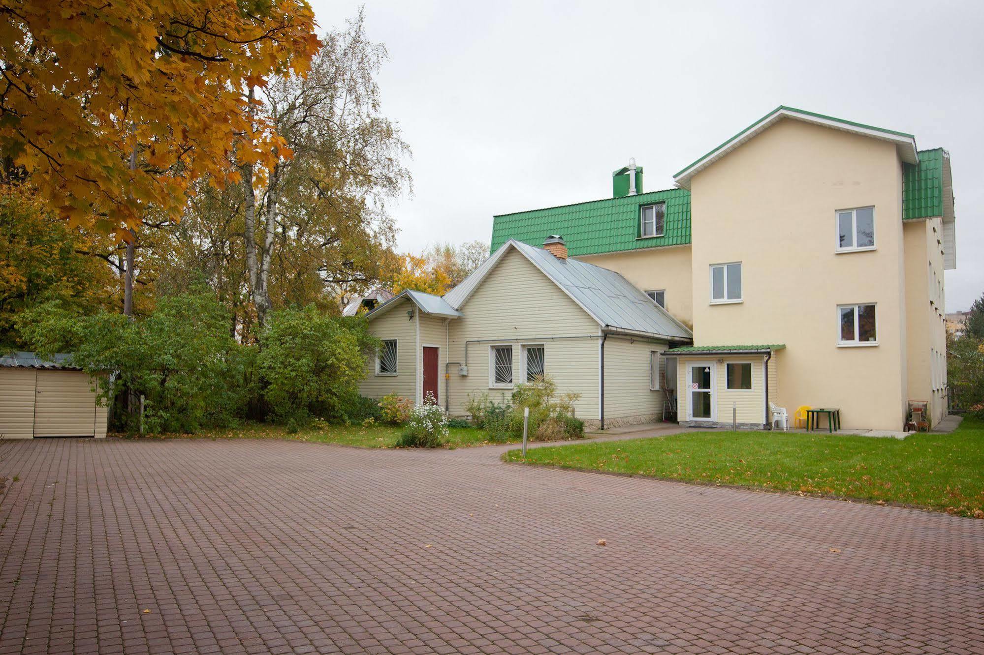 Novoselkovsky Guest House Saint Petersburg Exterior photo